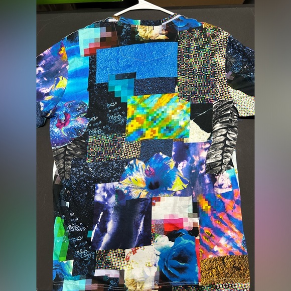 NWT Robert Graham Colorful Patchwork Skull Tee - Picture 2 of 2